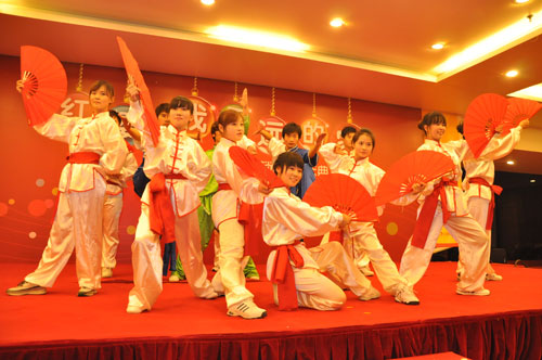 教师舞蹈:武林风 - 红缨教育_做中国幼儿园连锁