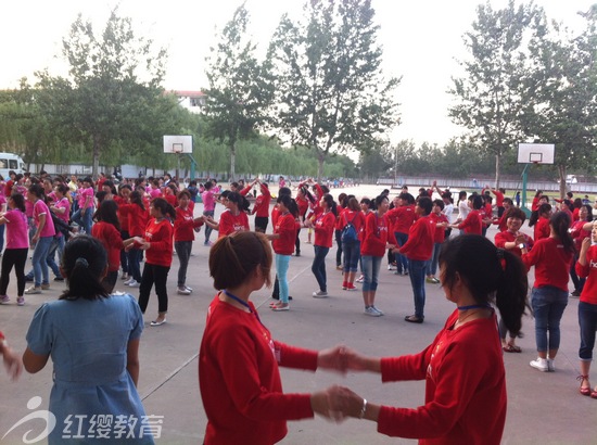 北京红缨加盟园邢台区域老师培训在南宫市成功