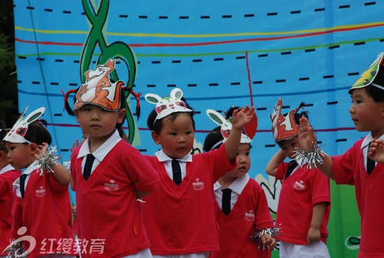 湖北恩施红缨七色光幼儿园举办六一活动