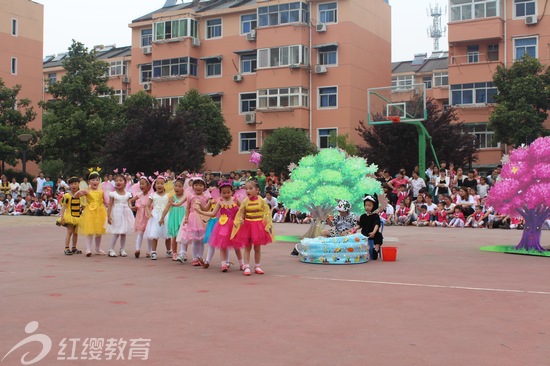 安徽芜湖红缨小星星幼儿园举办庆六一系列节目