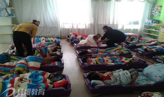 山东潍坊红缨皇家国际幼稚园第一届家长进课堂活动圆满结束