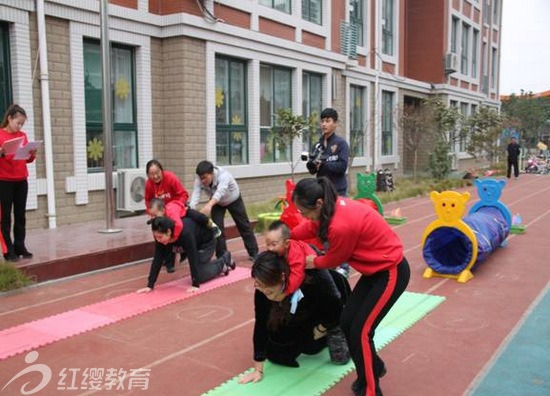山东潍坊红缨皇家国际幼稚园举办第二届亲子运