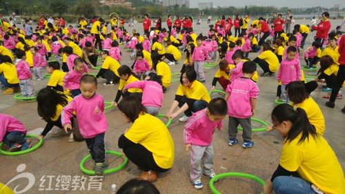 广东鹤山红缨小明星幼儿园举办大型亲子活动