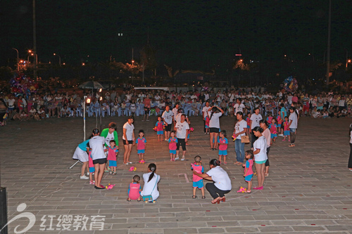 云南梁河红缨开发区幼儿园庆六一亲子同乐活动