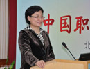 北京红缨连锁幼儿园总园长杨瑛在课堂上