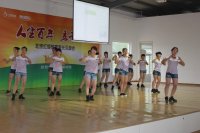 红缨幼教专家张勤老师来我园召开家长见面会