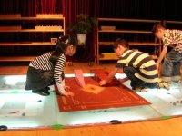 粉红塔、、棕色梯的延伸