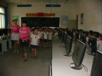 参观电脑室