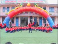 还不到一个月的学习和训练，我们的学前班小朋友就学会了红缨的特色课程——打击乐。他们的姿势不逊于专业哦。